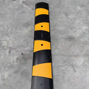 Highway speed hump, Parking lot rubber speed bump, Community road speed hump, Outdoor traffic speed control hump