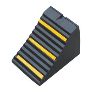 Rubber Wheel Chocks with Eyebolt